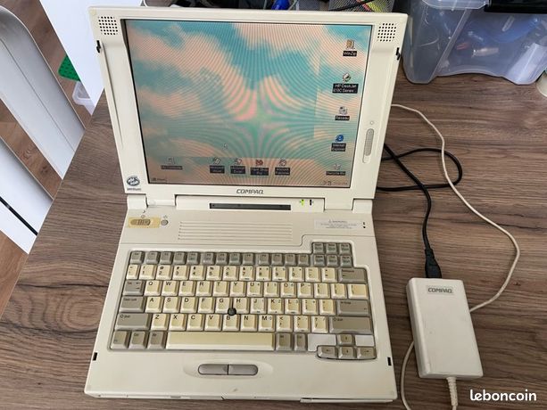 Compaq LTE 5000 Vintage - Pentium 75 - 24 Mo RAM - Win95 - Clavier AZERTY - Fonctionnel
