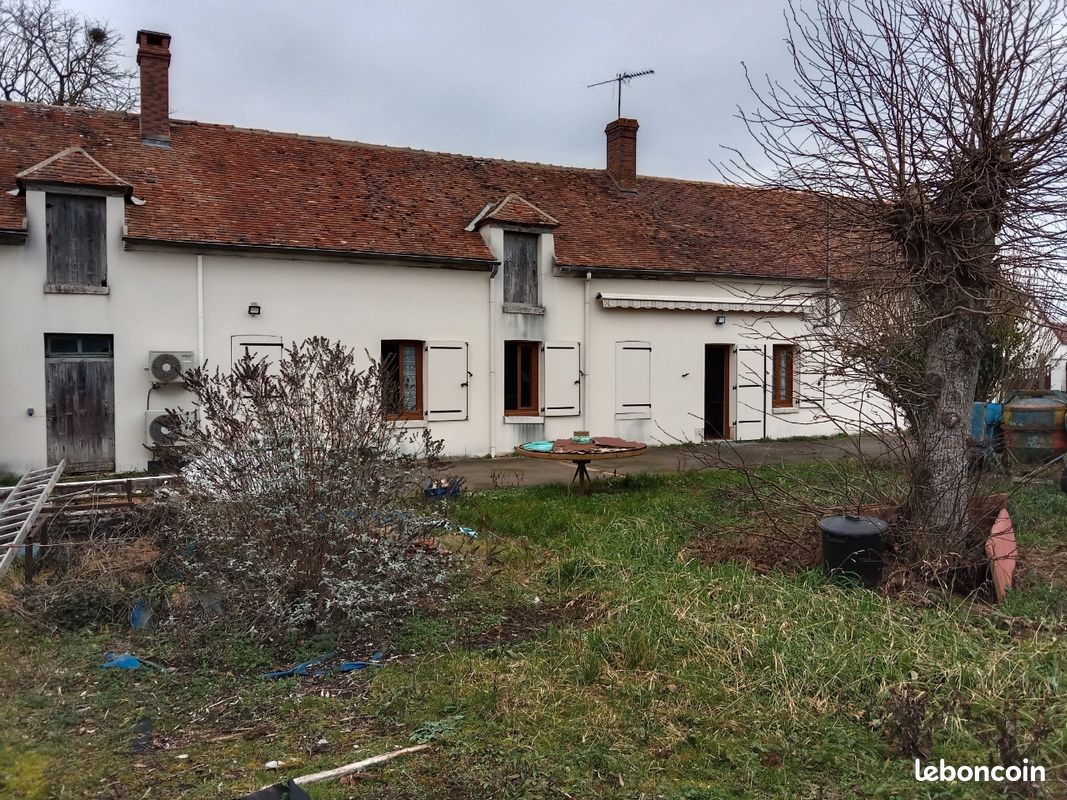 Maison 42 pièces 106 m² · à Pannes · 106 m² · 123 000 €