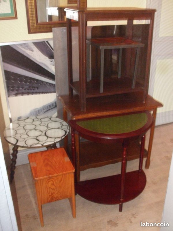 Tables en bois pour divers usages (image 3)