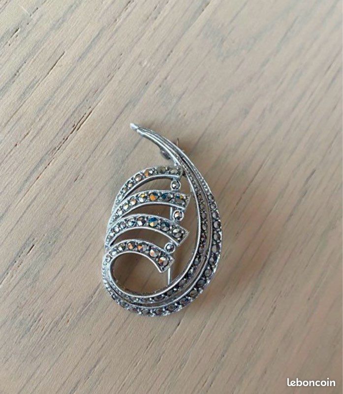 Broche Ancienne Argent Massif Et Marcassite – Style Art Déco
