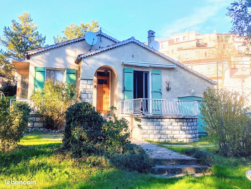 Maison 5 pièces 86 m² · à Ginasservis · 86 m² · 1 050 €/mois