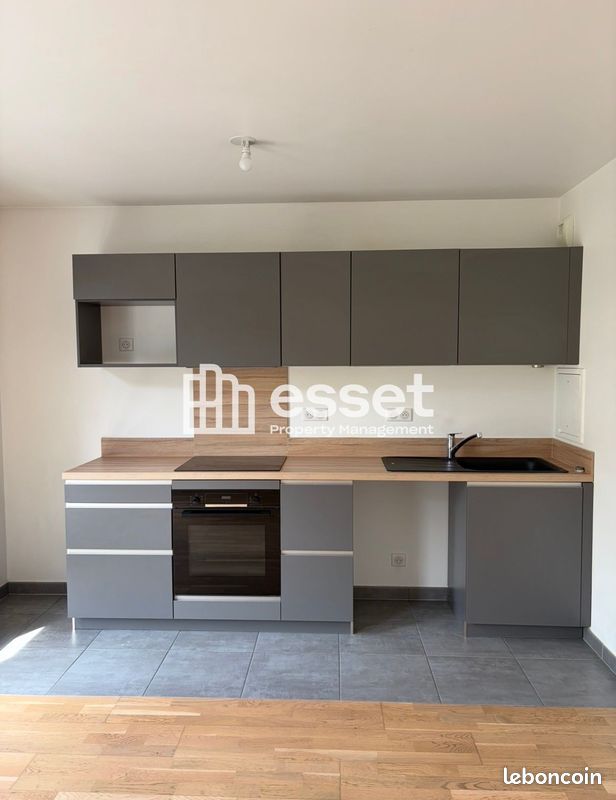 Appartement 1 pièce 33 m² · à Rueil-Malmaison · 33 m² · 950 €/mois