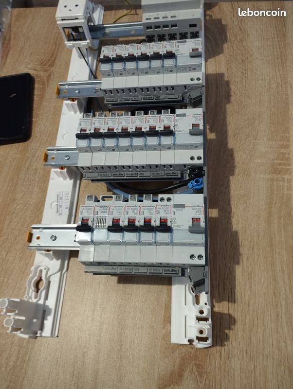 Sitemapcdatahttpswen2windecoocomtableau Electrique Encastrable Legrand