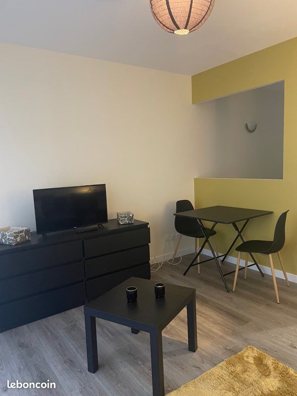 Appartement 1 pièce 35 m² · à Millau · 35 m² · 450 €/mois