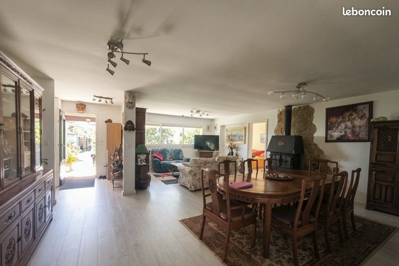 Propriété 9 pièces 205 m² (image 8)