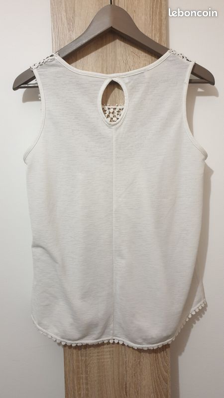 T-shirt haut brodé blanc (image 5)