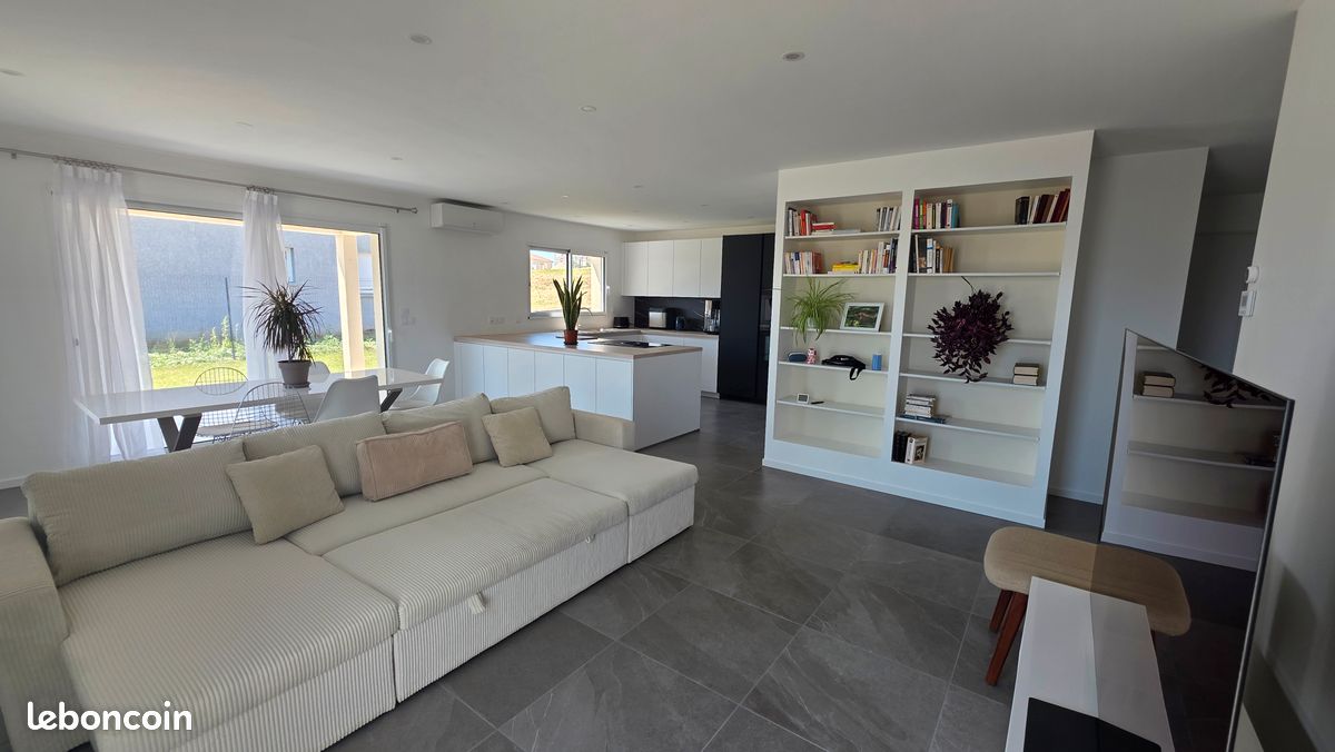 Maison 4 pièces 112 m² · à Polliat · 112 m² · 349 000 €