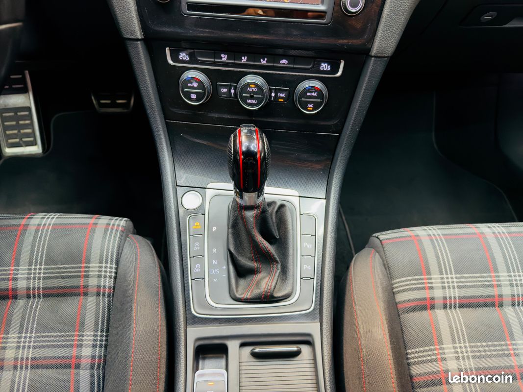 VOLKSWAGEN Golf VII 7 GTI Performance 230 DSG – Origine France – Carnet complet – 3 ième main (image 20)