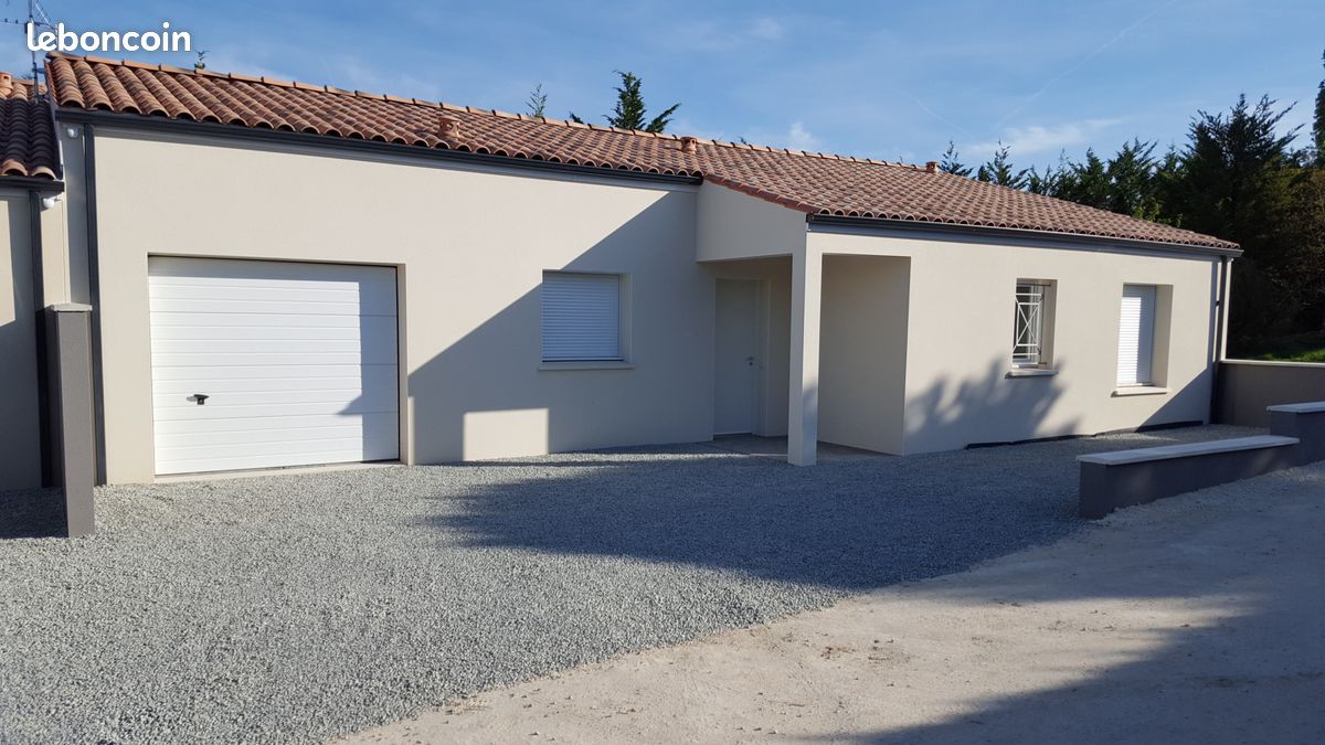Maison 4 pièces 95 m² · à Saintes · 95 m² · 970 €/mois