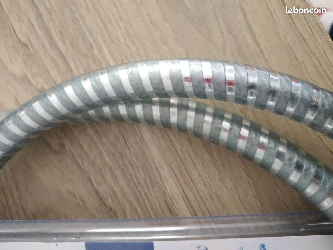 Pommeau de douche et flexible (image 4)