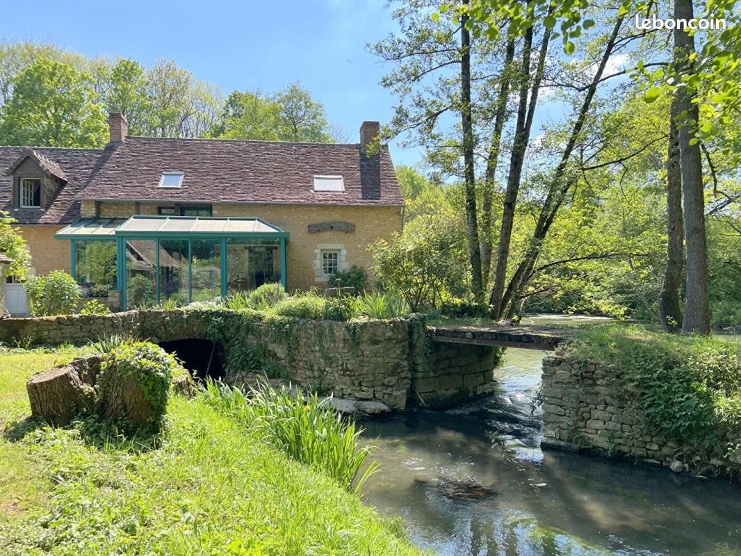 Maison 7 pièces 208 m² · à Ruillé-en-Champagne · 208 m² · 364 000 €