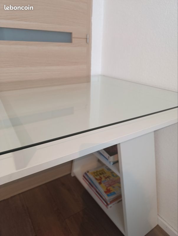 Bureau (image 5)