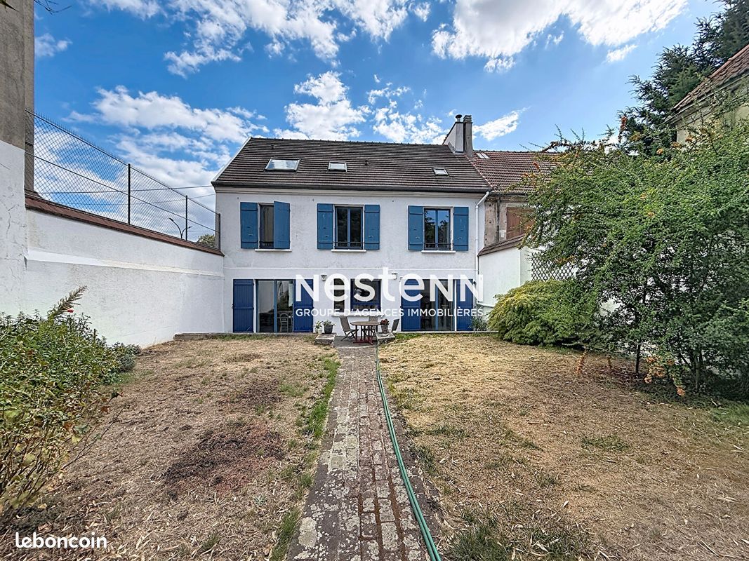Maison 9 pièces 173 m² · à Arnouville · 173 m² · 359 000 €