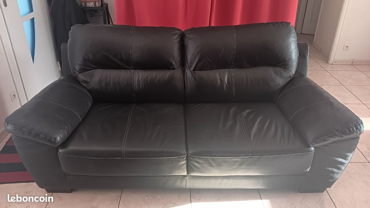 Canapé cuir (image 1)