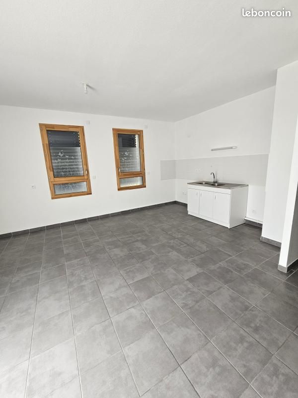 Appartement 3 pièces 67 m² · à Coublevie · 67 m² · 654 €/mois