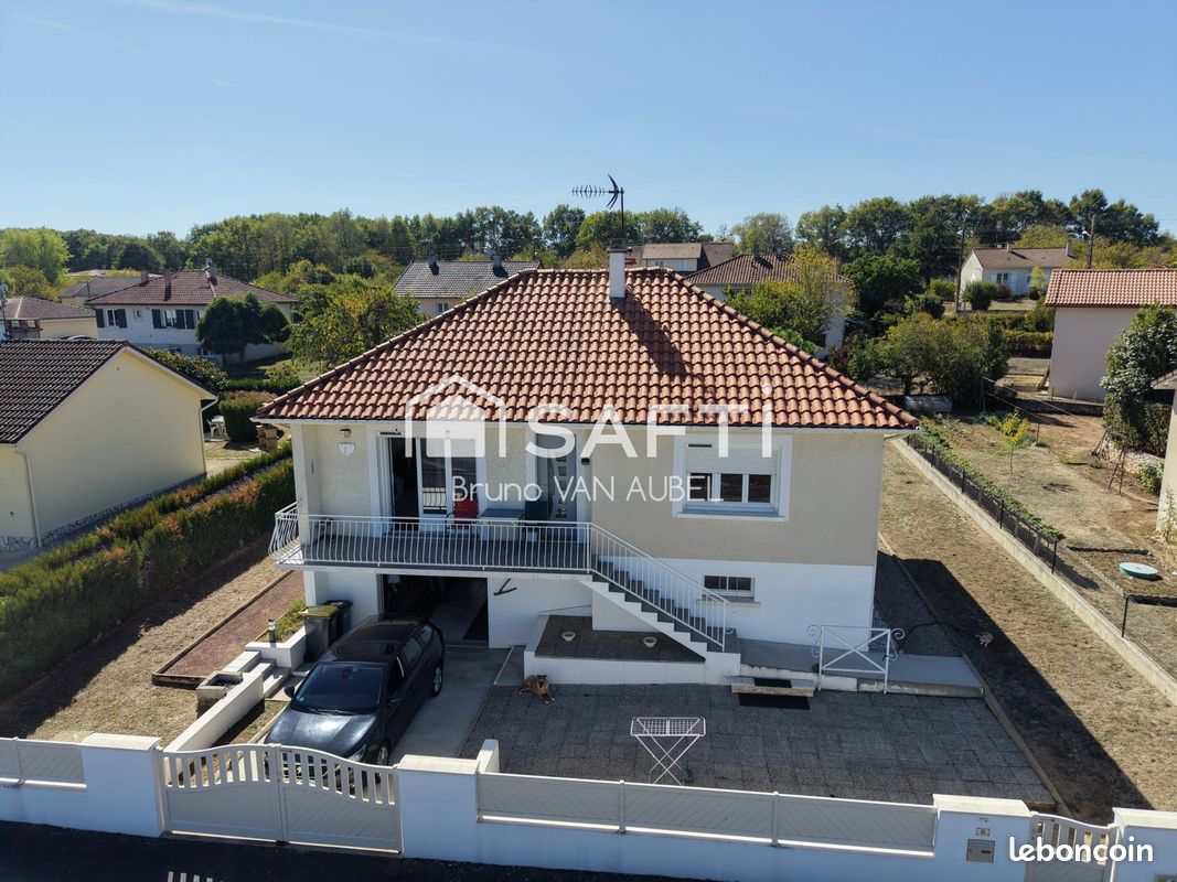 Maison 3 pièces 82 m² · à Availles-Limouzine · 82 m² · 144 450 €