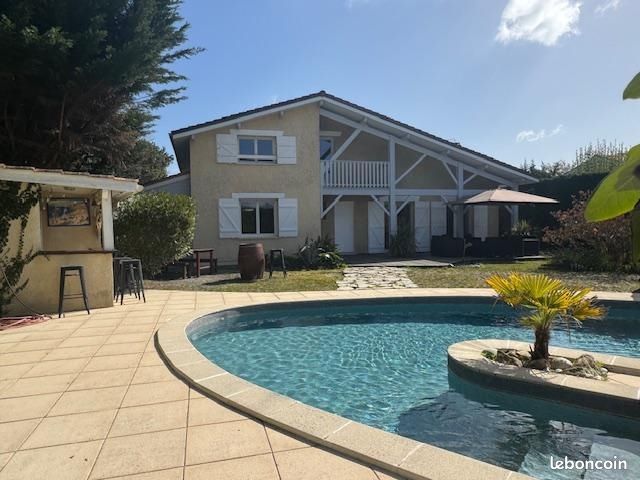 Maison 6 pièces 155 m² · à Cestas · 155 m² · 498 000 €