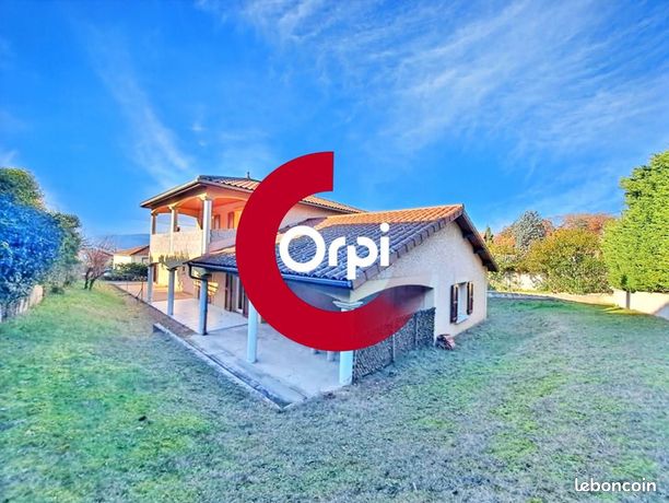 Villa 6 pièces 160 m²