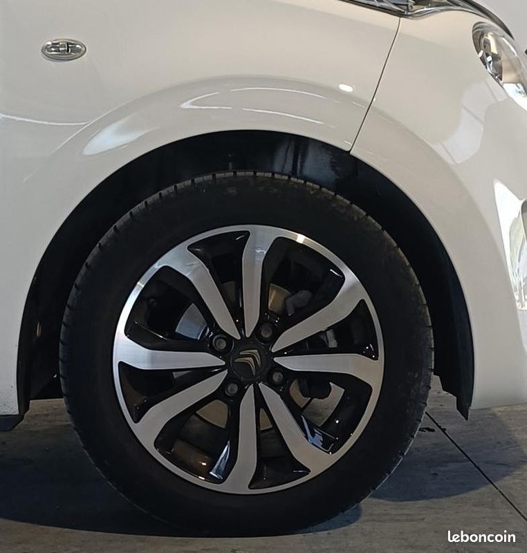CITROEN C1 AIRSCAPE SHINE 1.0i VTi 72 ch Toit ouvrant + Camera (image 11)
