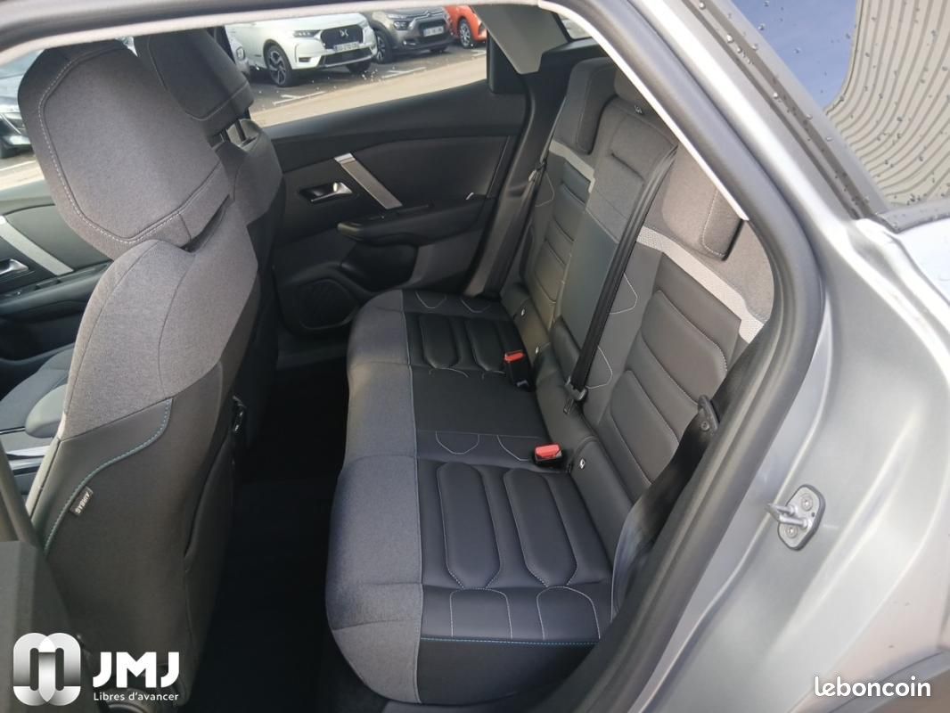Citroën C4 PureTech 130 EAT8 Max (image 9)