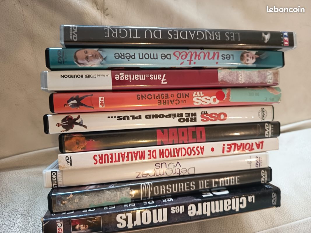 Lot 10 dvds films français (image 1)