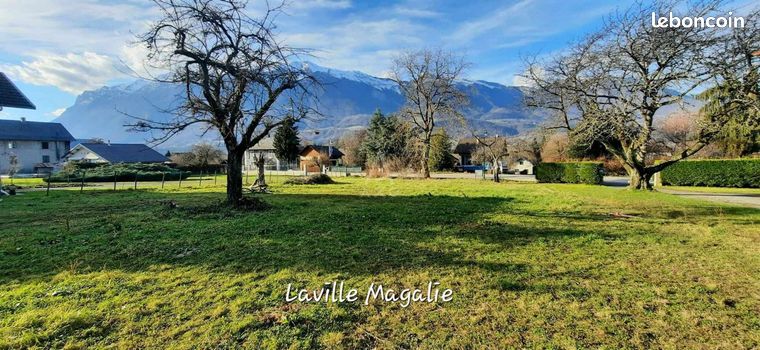 Terrain 897 m² SAINTE HELENE SUR ISERE