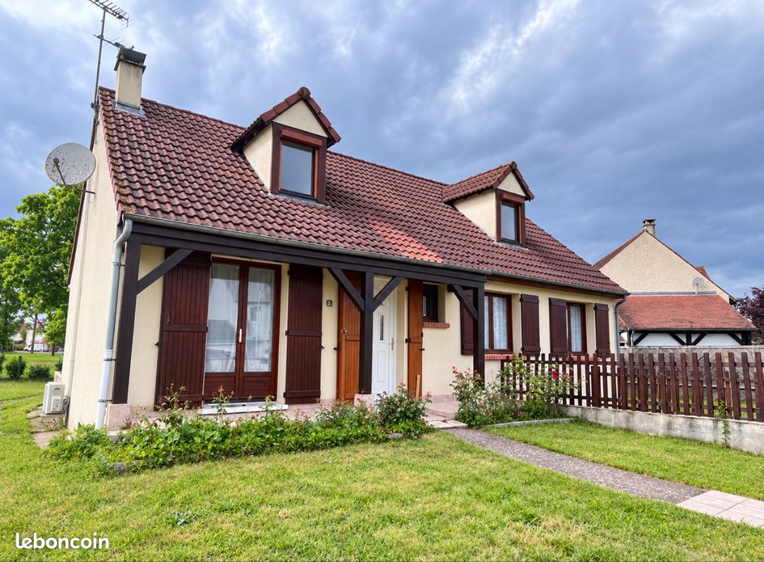 Maison 6 pièces 107 m² · à Châtillon-Coligny · 107 m² · 159 000 €