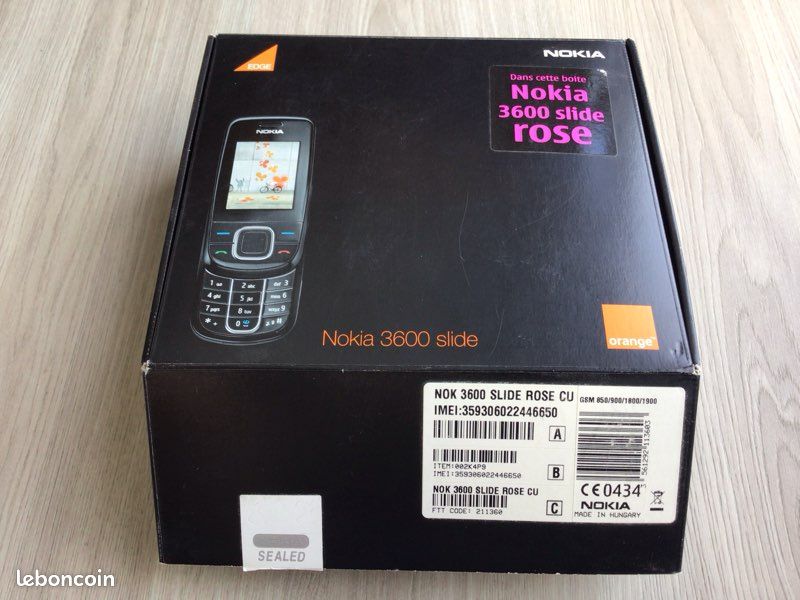 Nokia 3600 slide rose + boîte (image 1)