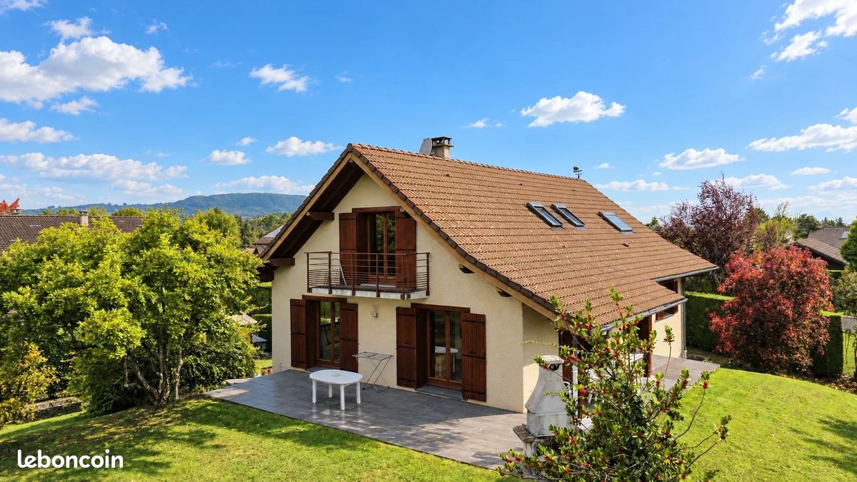 Maison 6 pièces 160 m² · à La Balme-de-Sillingy · 160 m² · 890 000 €