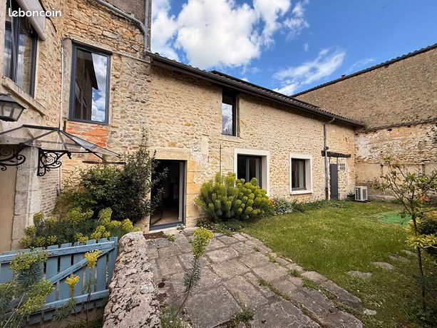 Maison 9 pièces 216 m²