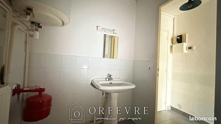 Studio 1 pièce 20 m² — 11