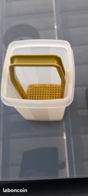 Bocal Distributeur Tupperware – Jaune – Pour Cornichons Ou Olives – Occasion Bon état