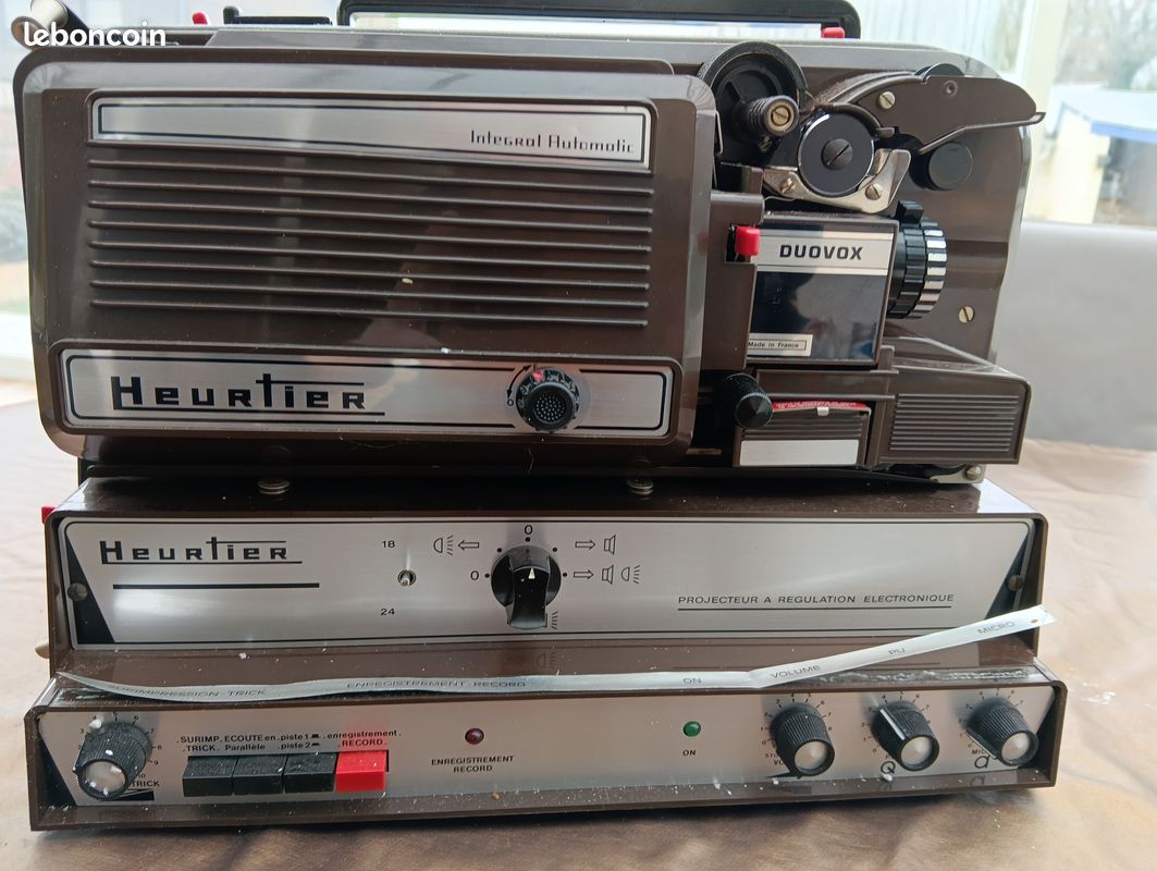 Projecteur Super 8 Sonore TCM MACH1 – Pour Restauration Ou Pièces