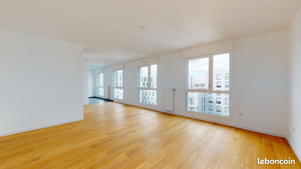 Appartement 5 pièces 100 m² · à Clichy · 100 m² · 2 362 €/mois
