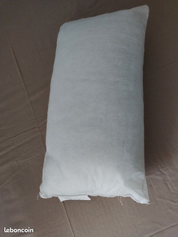 Coussin 50cmx 30 cm. Neuf (image 3)