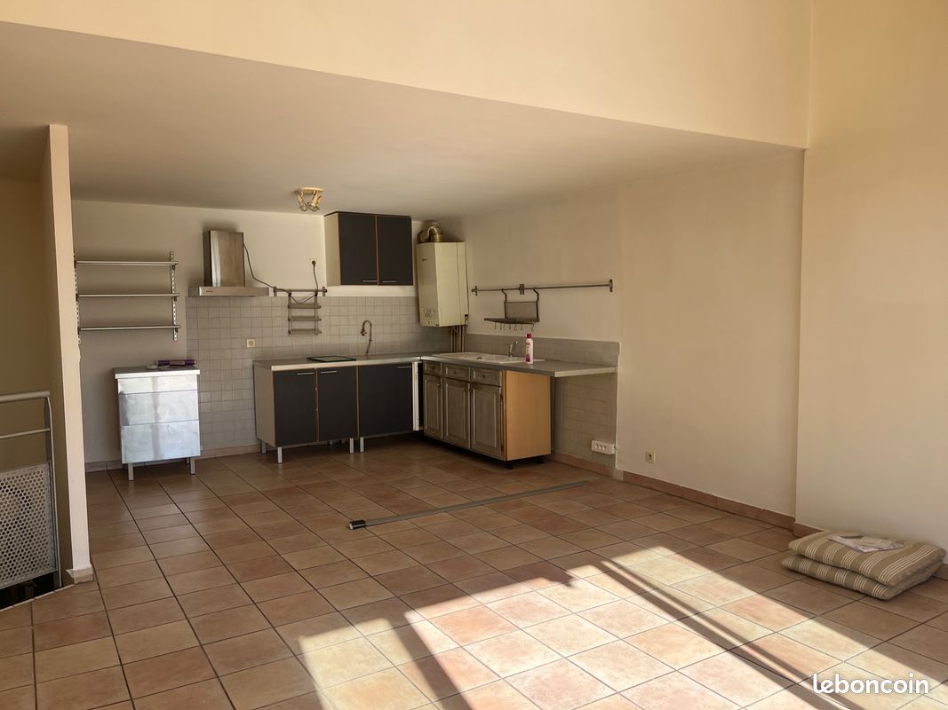 Appartement 3 pièces 115 m² · à Marseille · 115 m² · 470 000 €
