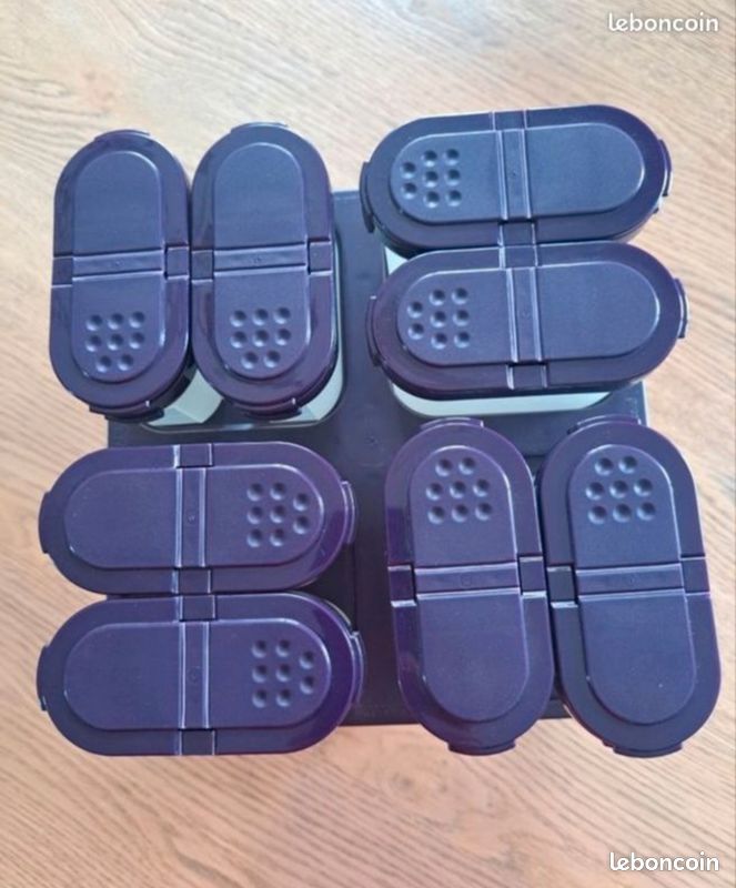 TUPPERWARE superbe tourniquet avec 10 boites hermétiques épices