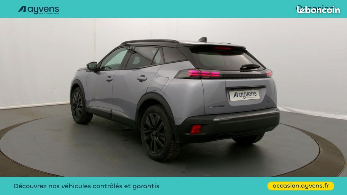 Peugeot e-2008 156ch 54 kWh GT (image 13)