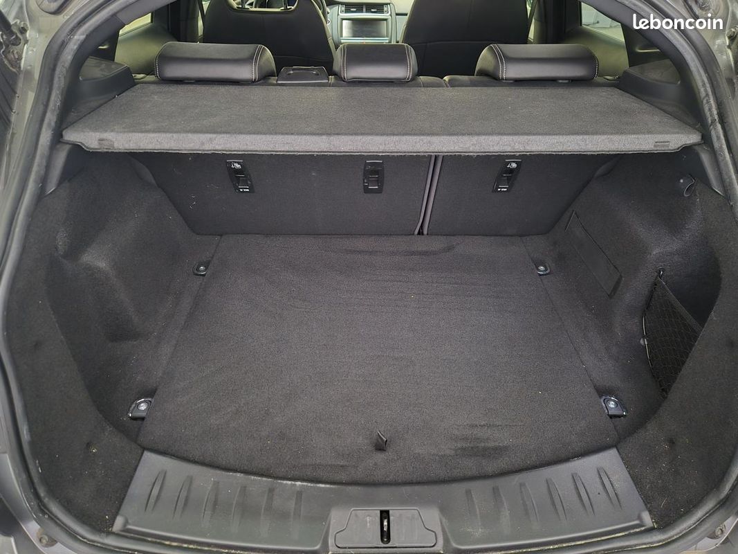JAGUAR E.PACE D150 - FWD R-Dynamic Business PHASE 1 (image 9)