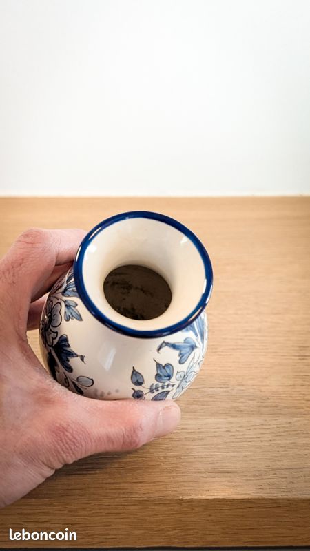 Vase boule en céramique de l'atelier de Montagnon à Nevers (image 3)