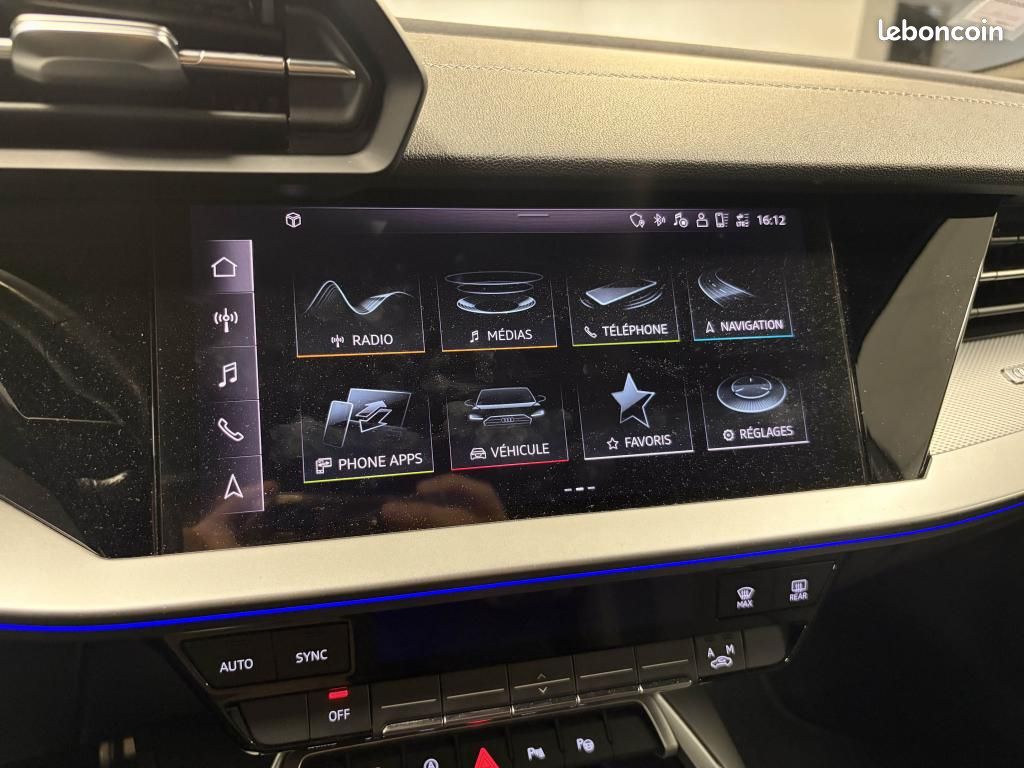 AUDI A3 Sportback 1.5 35 TFSI 150 ch S-Tronic 7 S line - CARPLAY - Attelage (image 24)