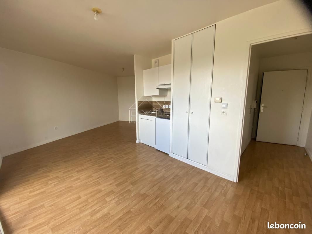 Appartement 1 pièce 34 m² · à Mantes-la-Jolie · 34 m² · 631 €