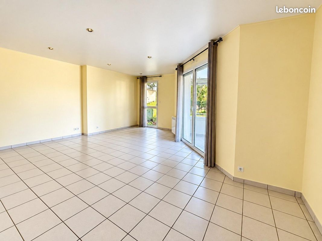 Appartement 5 pièces 95 m² · à Nantes · 95 m² · 245 000 €