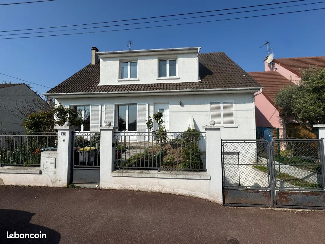 Maison 7 pièces 170 m² · à Chelles · 170 m² · 378 000 €