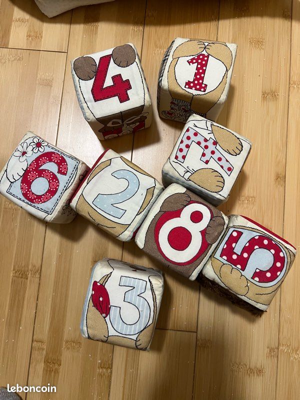 Blocks en tissu jouet d’enfant éveil (image 2)