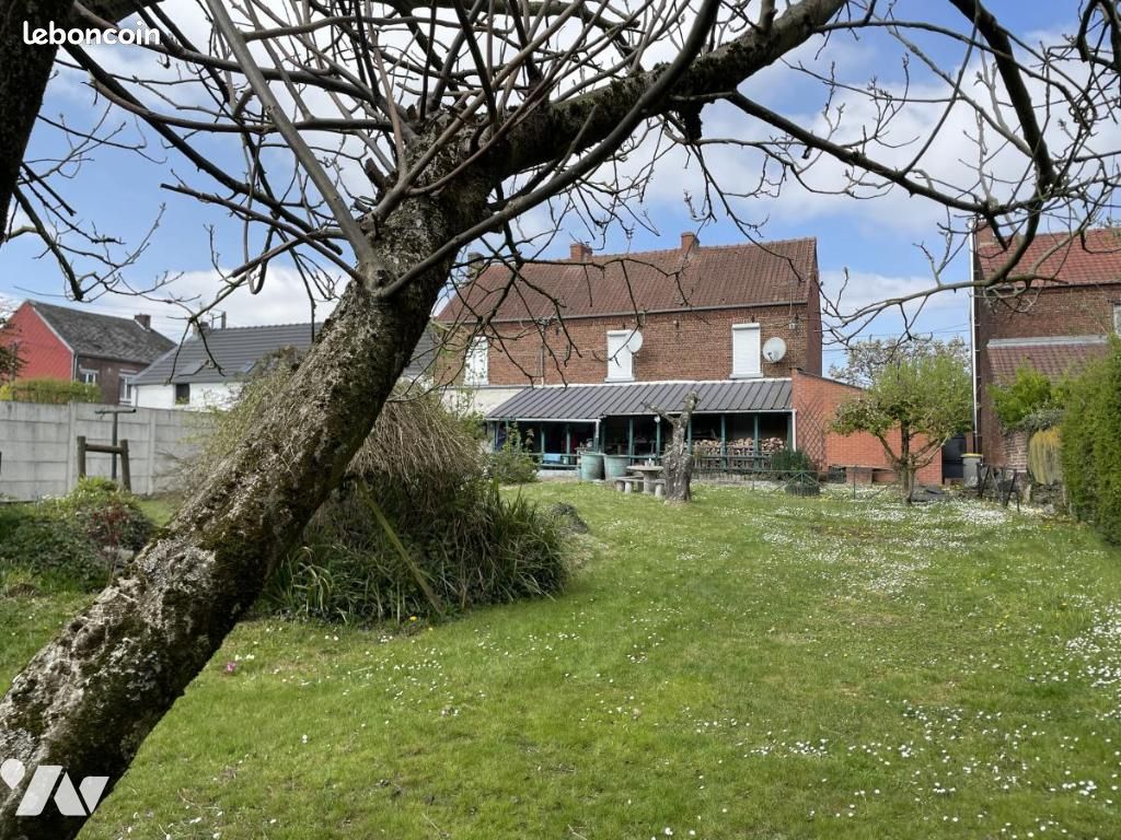 Maison 10 pièces 148 m² · à Feignies · 148 m² · 146 500 €