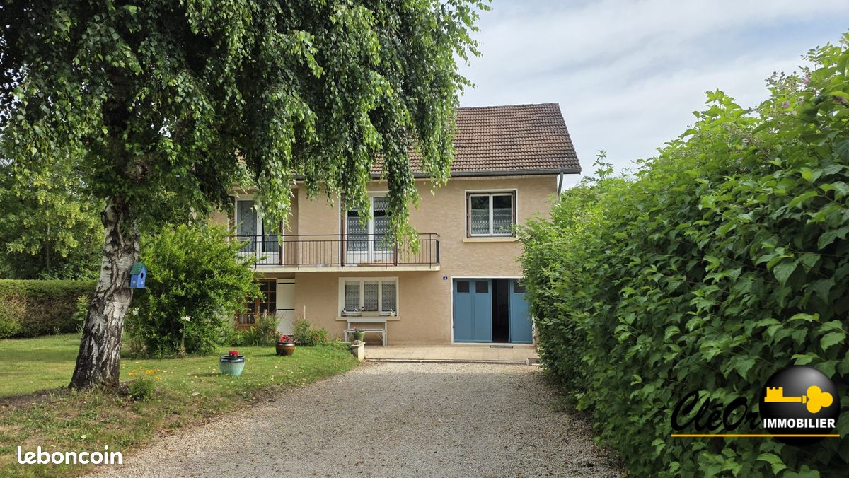Maison 7 pièces 153 m² · à Pierre-de-Bresse · 153 m² · 198 000 €