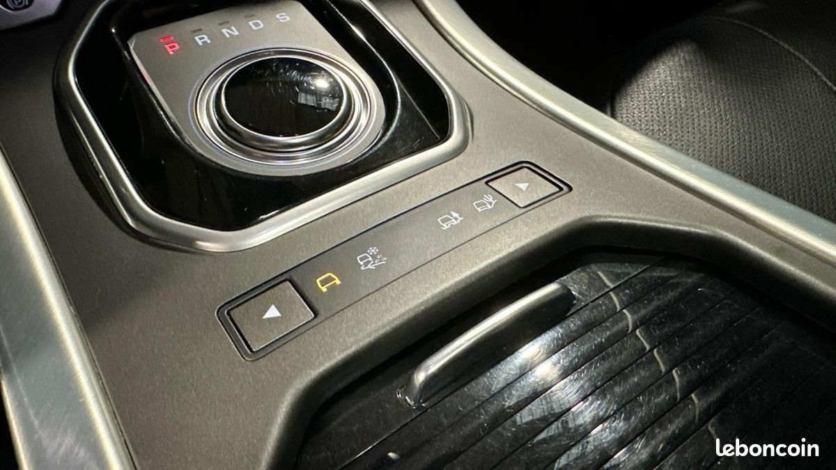 Land Rover Range Rover Evoque TD4 180 BVA Pure DISTRIBUTION OK - 1er MAIN (image 16)