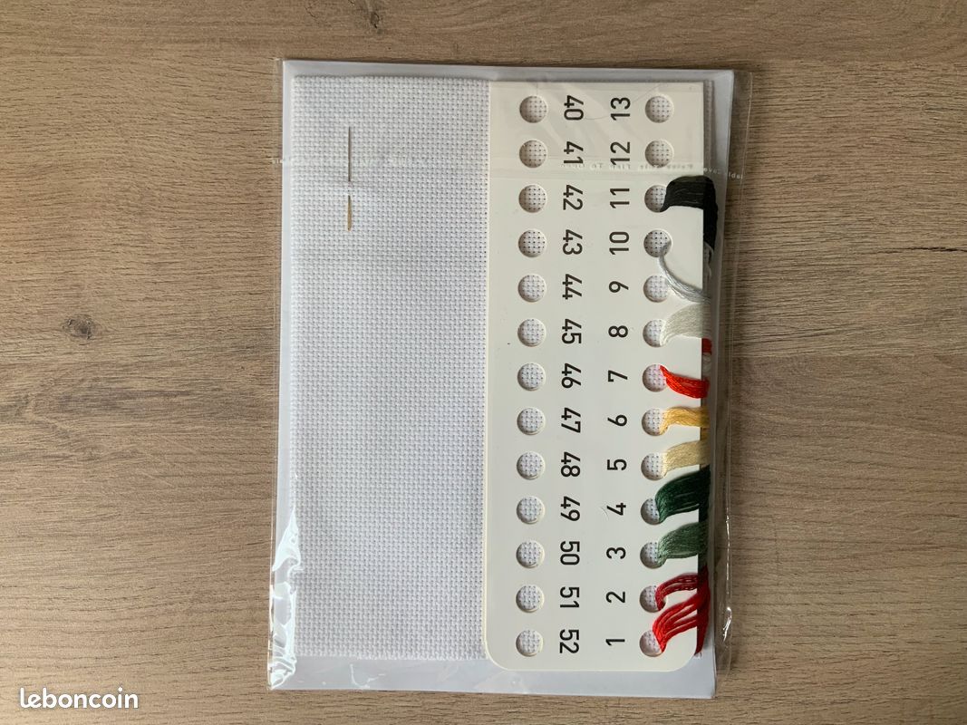 Kit de broderie, Créateur indépendant - Sapin de Noël (image 2)