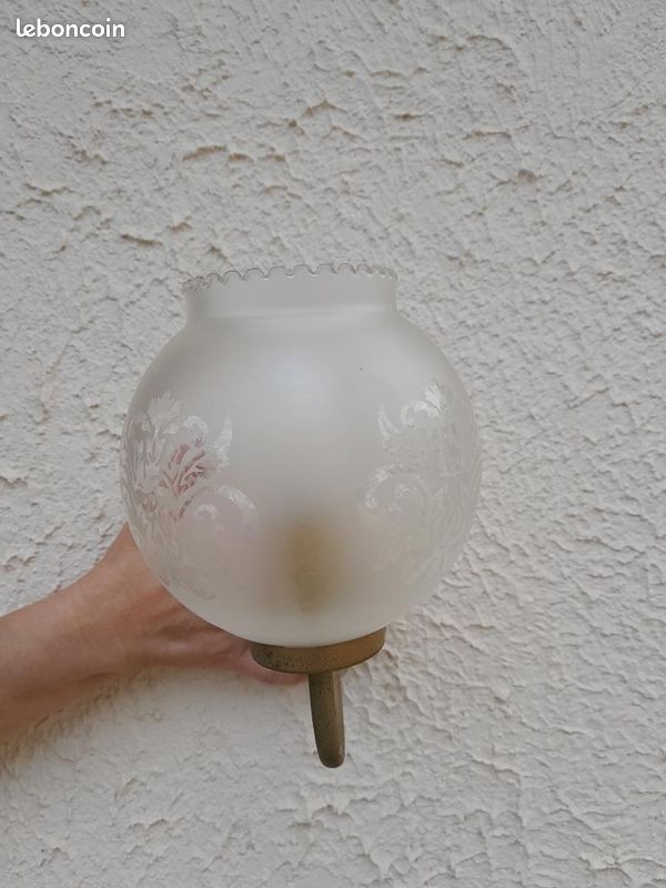 Applique bois plus globe (image 2)